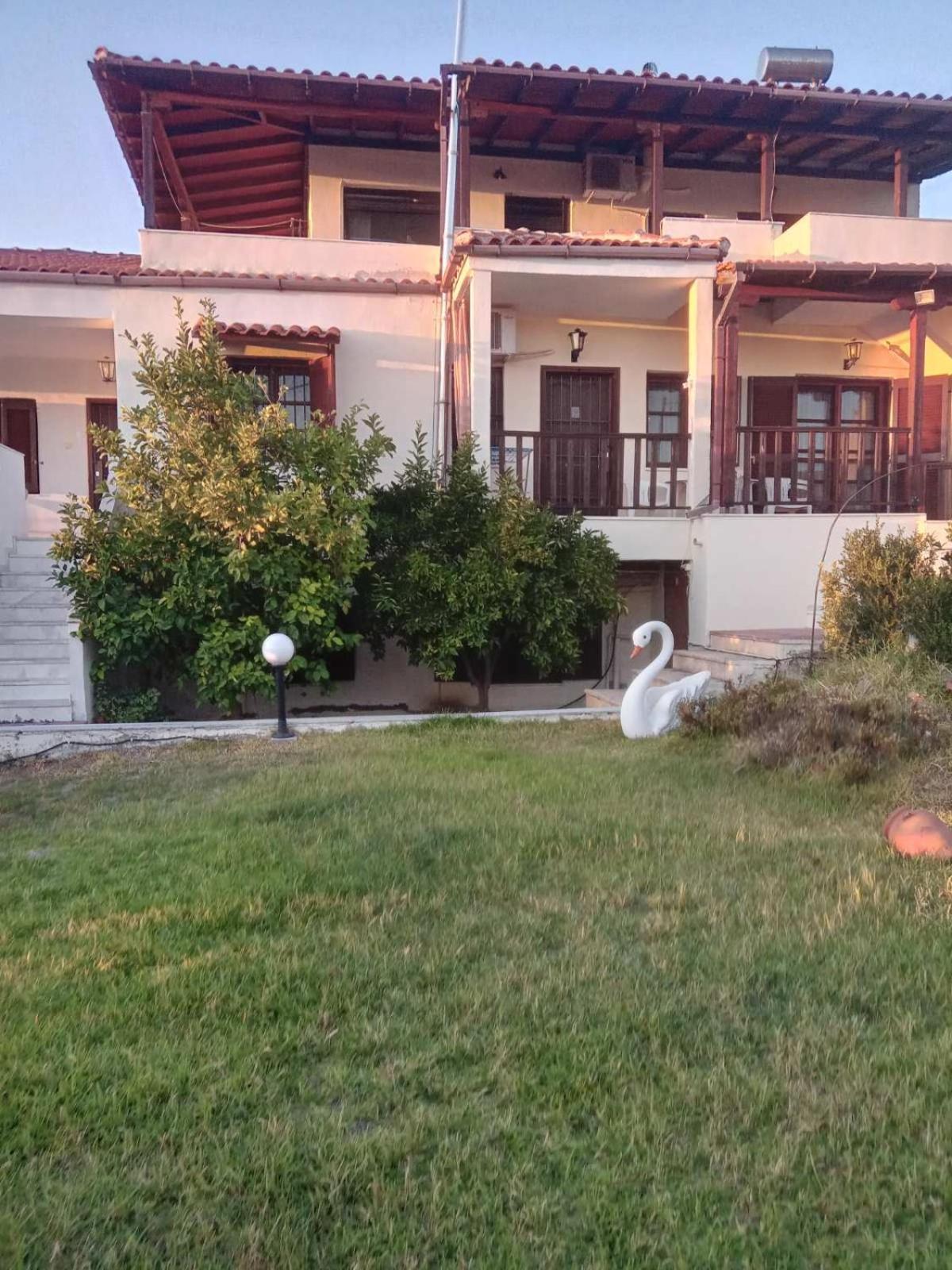 Giannis Apartment